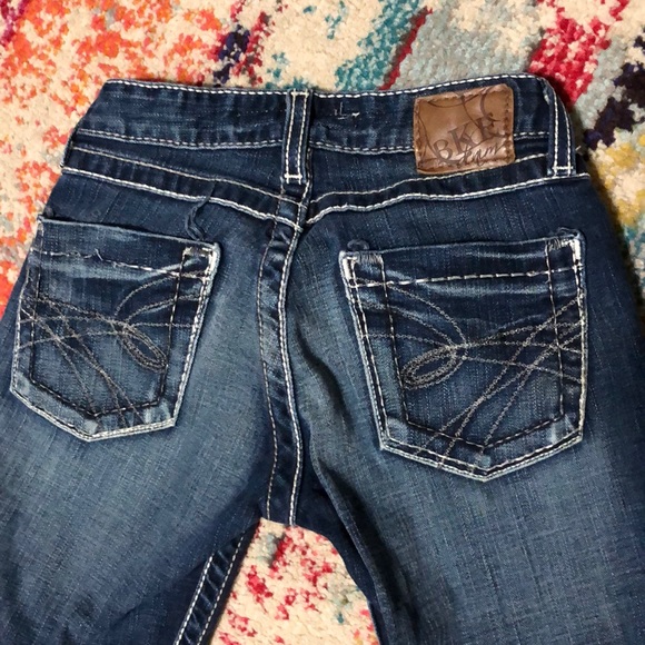 BKE STELLA STRETCH CAPRI - Picture 2 of 5